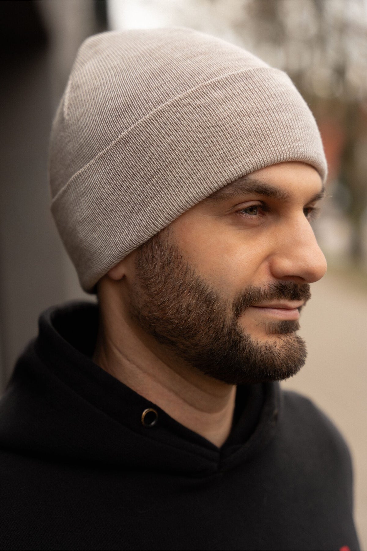 Męska czapka beanie NAOMI z wełny merino – jasny beż premium