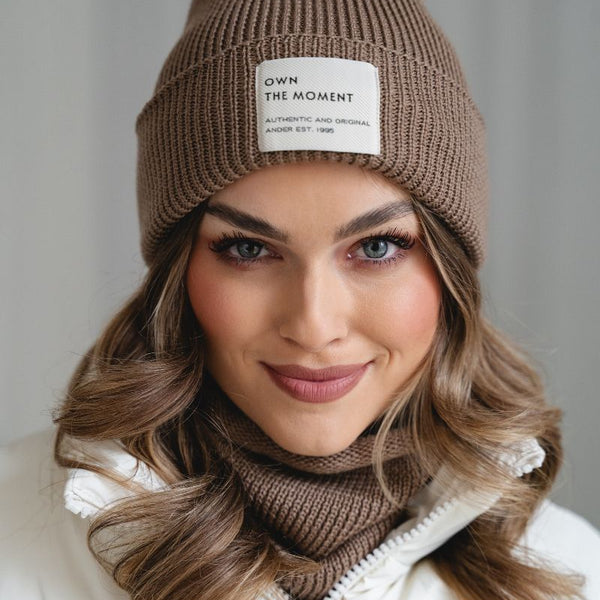 komplet BRIGID NEW czapka i komin z naturalnej wełny merino zapewniający ciepło i komfort w chłodne dni