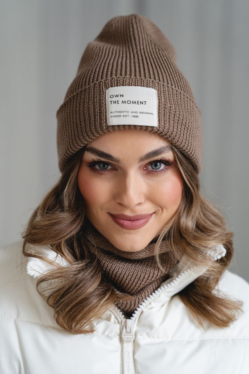 komplet BRIGID NEW czapka i komin z naturalnej wełny merino zapewniający ciepło i komfort w chłodne dni
